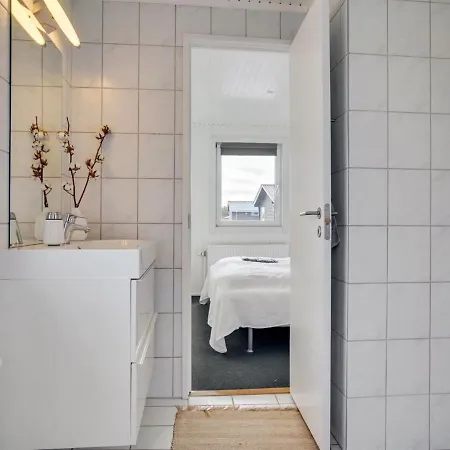 Semesterbostad Kiina - 100m From The Sea By Interhome